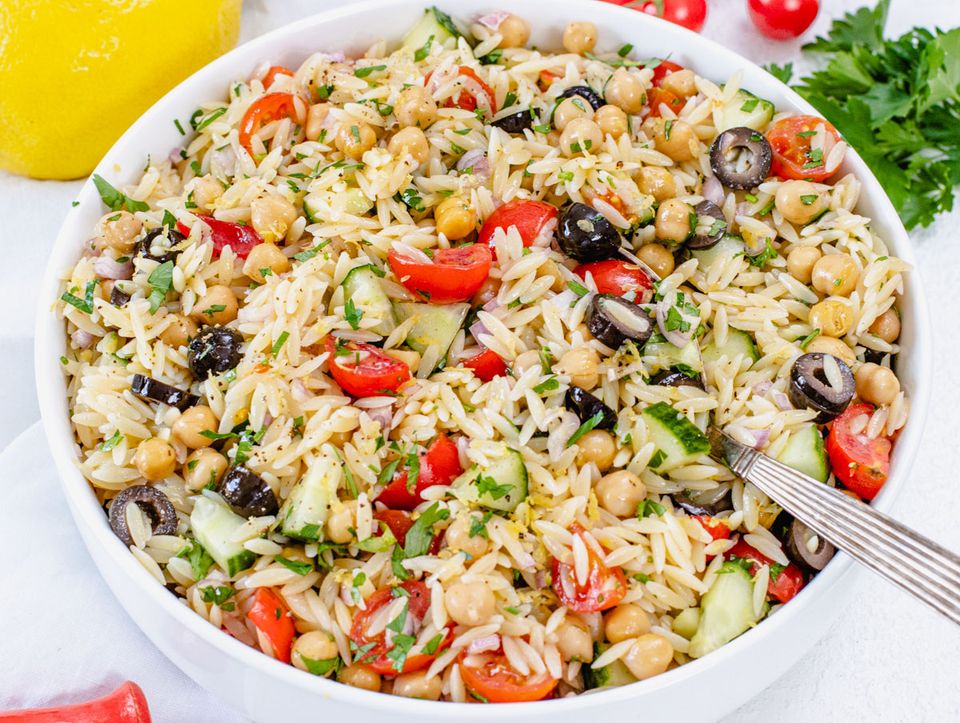 Orzo pasta salad